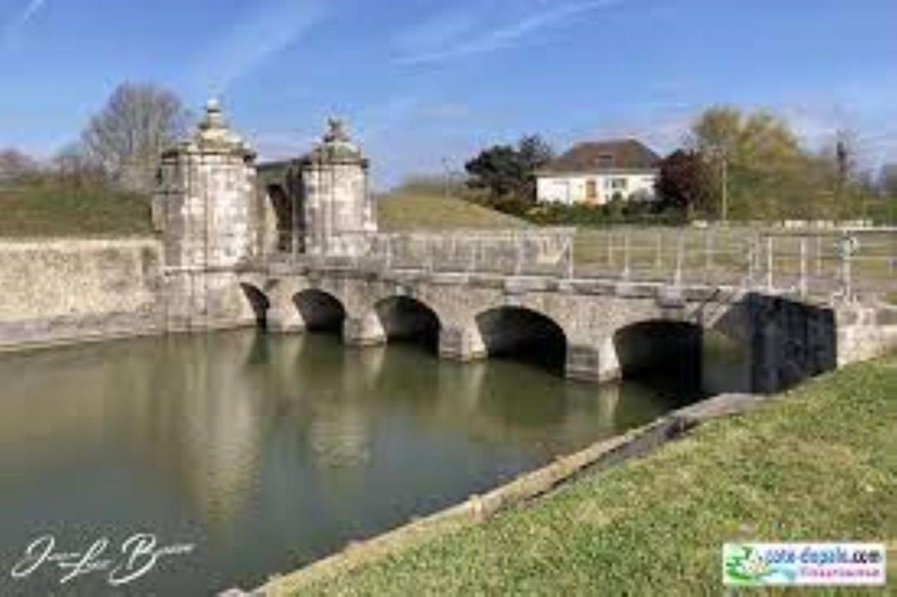 L'étoile de mer - Les remparts Gravelines Extérieur photo